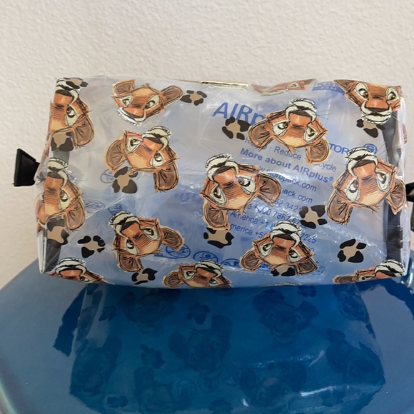 Disney x Skinnydip Lion King (Simba) Cosmetic Bag - Picture 3 of 4